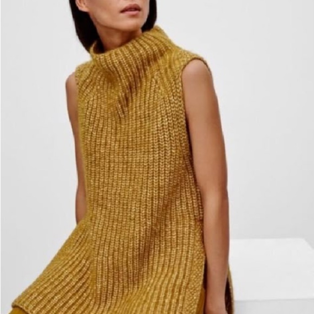 Wilfred Mustard Ribbed Knit Blouse Women XS Chunky Knit Cowl Neckline Sleeveless